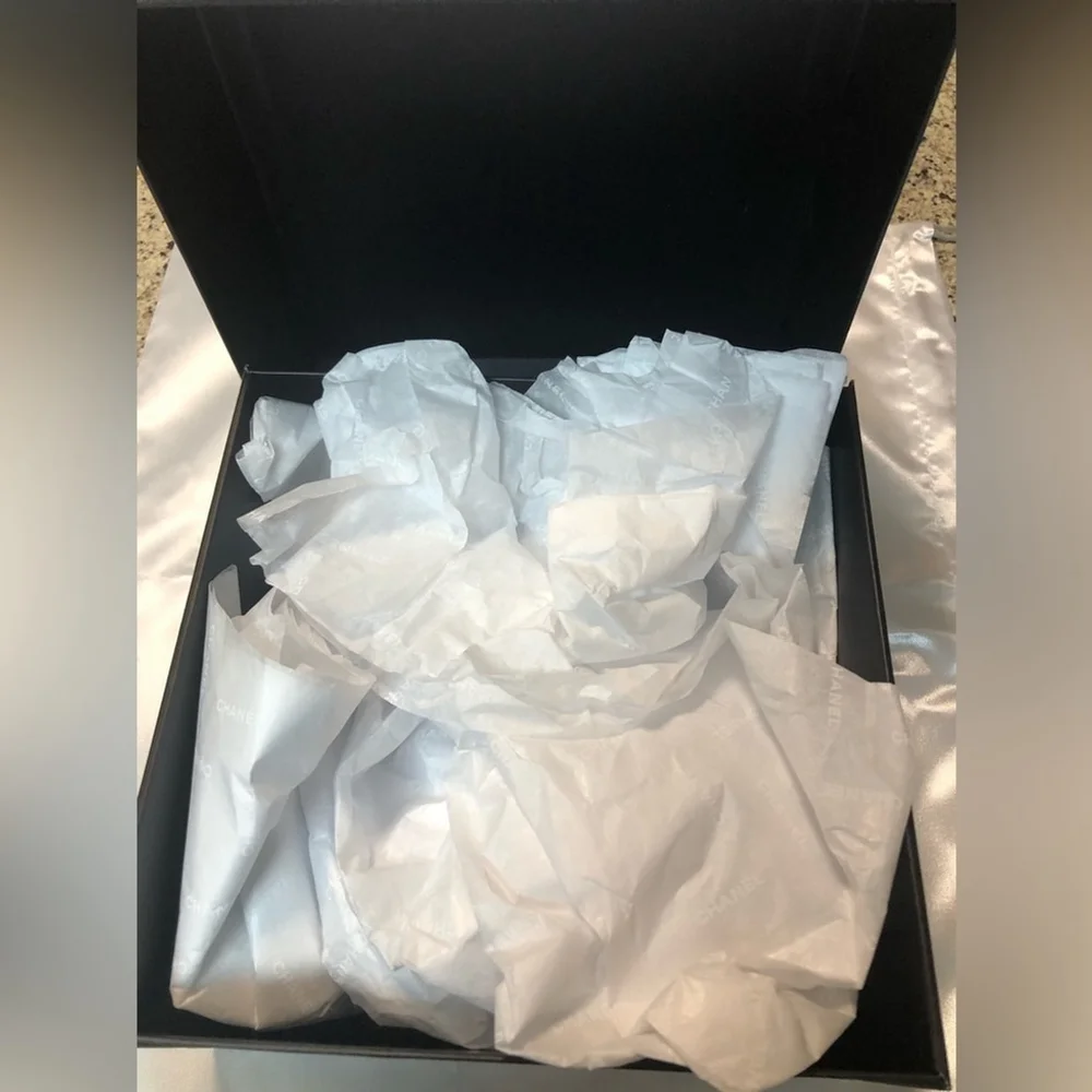 Chanel Box and Tissue Paper - Authentic - Picture 2 of 8